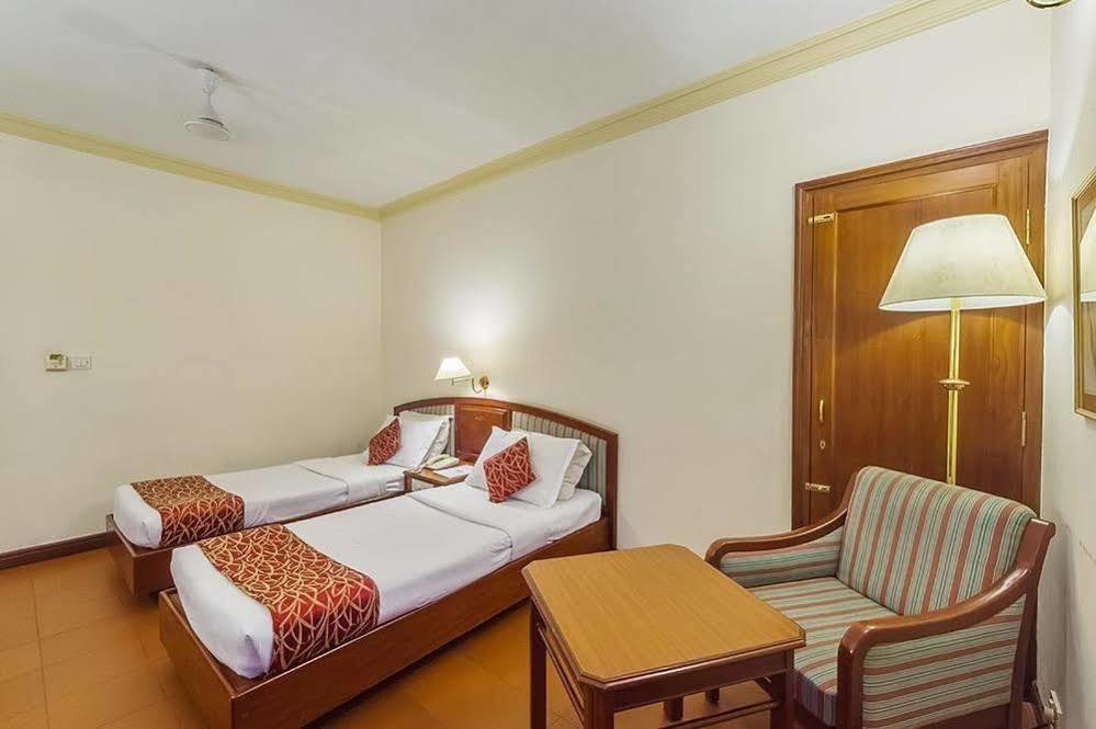 Issacs Residency Hotel Munnar Luaran gambar