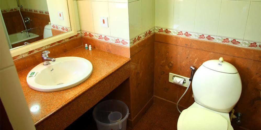 Issacs Residency Hotel Munnar Luaran gambar